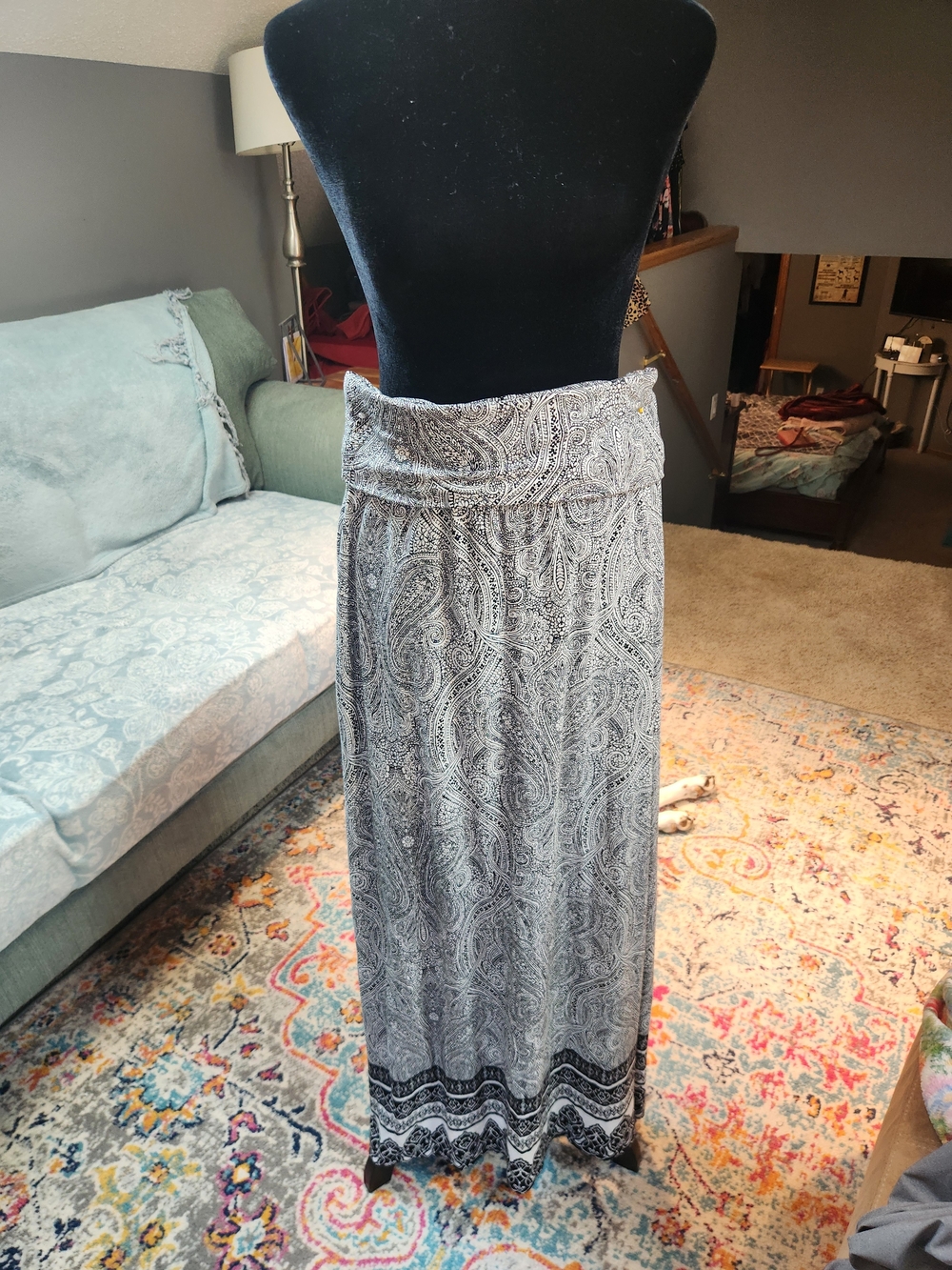 Cynthia Rowley Women’s Black And White Paisley Maxi Skirt Large Chic!